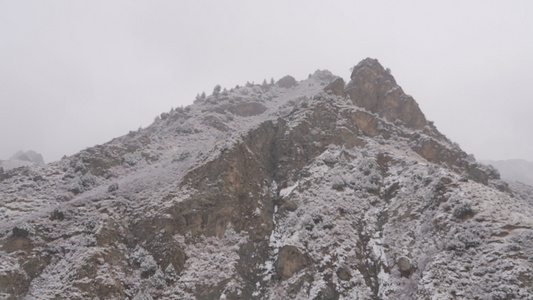 4K实拍青海海北祁连山雪景视频