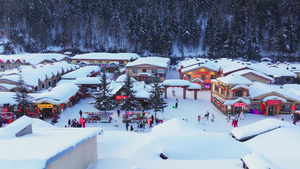 4k航拍黑龙江雪乡房屋雪景风景17秒视频