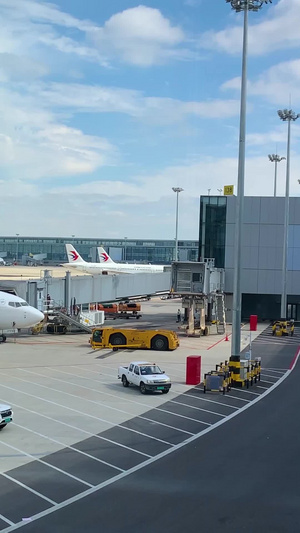 浦东机场停机坪民航客机实拍视频交通运输40秒视频