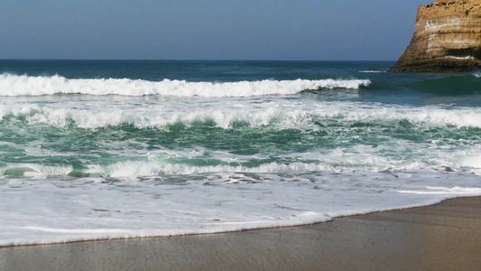 海滩上的海浪视频