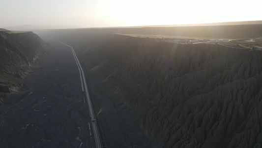 新疆独山子大峡谷自然风光4k航拍[呼图壁]视频