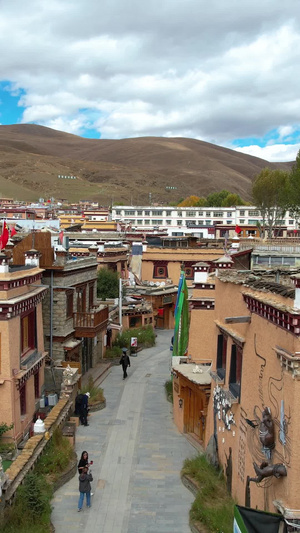 4A景区千户藏寨旅游景区建筑街景航拍视频自驾旅游45秒视频