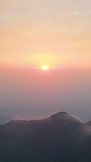 航拍南岳衡山日出日月星辰24秒视频