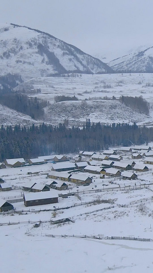 冬日雪景新疆喀纳斯景区禾木村自然风光37秒视频