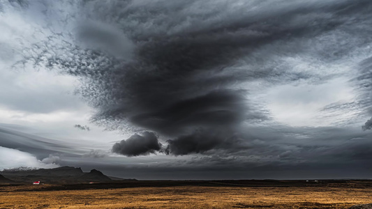 自然界冰岛飓风气旋风暴云天气变化时摄影视频