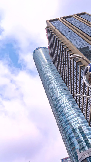 青岛城市商务高楼延时仰视大楼17秒视频