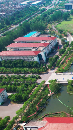 航拍南京金陵科技学院图书馆31秒视频