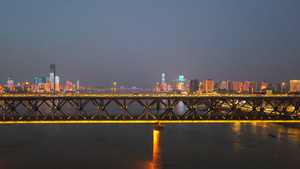 航拍城市地标武汉长江大桥夜景灯光秀4k素材66秒视频