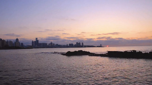 青岛浮山湾海上日出全过程29秒视频
