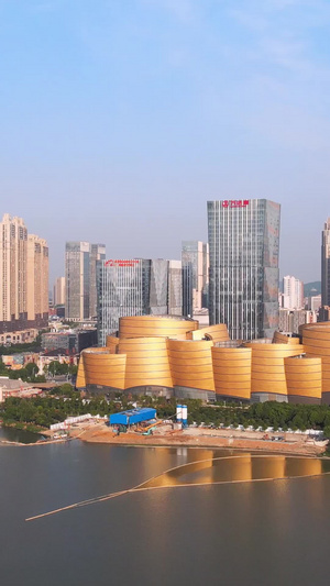 航拍风光城市武汉楚河汉街地标黄金屋建筑群素材城市建设42秒视频
