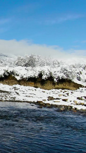 航拍川西高原山脉雪景视频自然风光视频