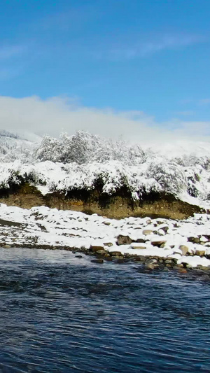 航拍川西高原山脉雪景视频自然风光69秒视频