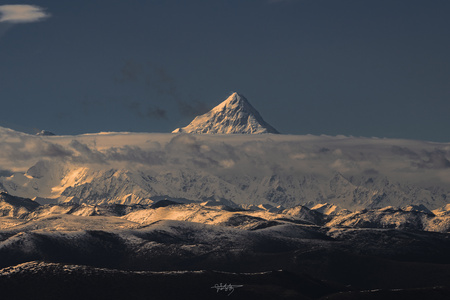 贡嘎雪山延时视频