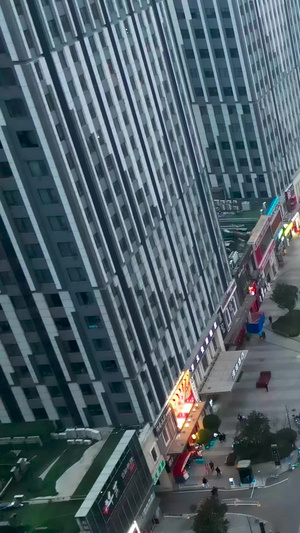 航拍汉街商业街城市风光视频素材步行街44秒视频