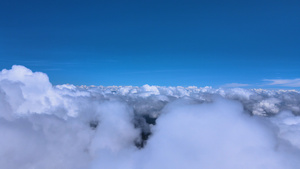 4K航拍云海云上飞机视角44秒视频