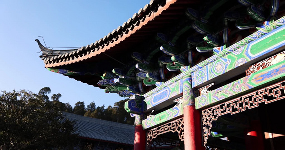 中国风古建筑飞檐屋檐彩绘视频
