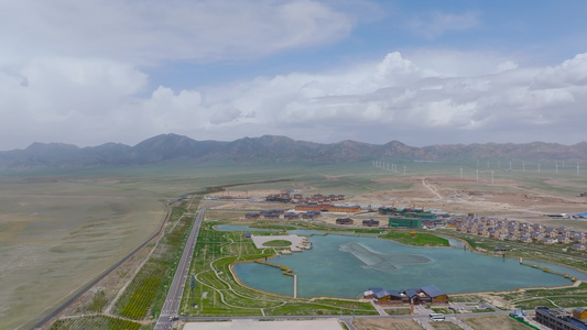 4K航拍新疆赛里木湖自然风光视频