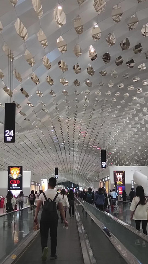 深圳宝安机场内景人群镜头组物流交通52秒视频