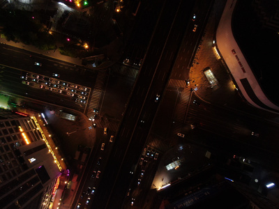 俯拍城市交叉路夜景车辆移动延时视频