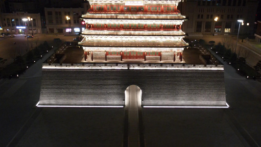 太原五一广场首义门雄伟夜景视频