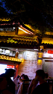 实拍成都网红景点锦里古街夜景人流素材城市商业视频