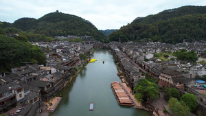 航拍湖南湘西4A级旅游景区凤凰古城历史名城4k素材60秒视频