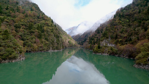 4A航拍四川松潘县松坪沟景区景点长海视频57秒视频