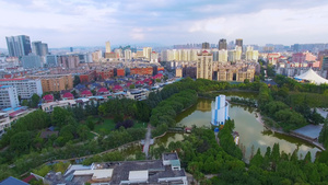 4k昆明城市中央绿色公园航拍35秒视频