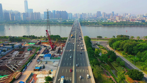广州华南大桥城市大桥交通车流航拍48秒视频