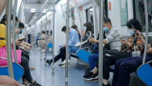 深圳地铁扫码支付人群日常45秒视频
