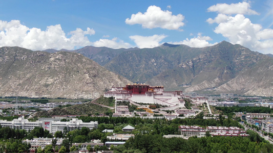 西藏拉萨布达拉宫航拍视频视频