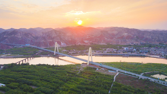 风景黄河兰州河口特大桥4K航拍视频