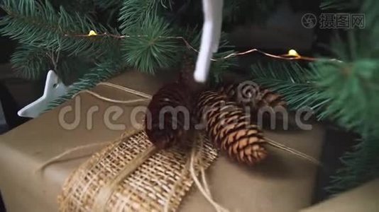 圣诞节装饰玩具装饰圣诞树视频