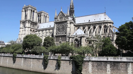 巴黎圣母院的建筑视频