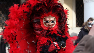 威尼斯狂欢节面具人7秒视频