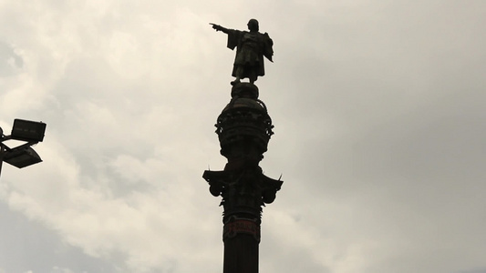 巴塞罗那地标建筑纪念碑雕塑视频
