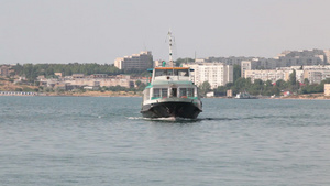 客船停泊在塞瓦斯托波尔港27秒视频