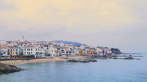 夏日风景如画的地中海渔村延时25秒视频