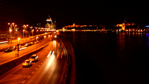 夜晚城市灯光建筑车流风景6秒视频