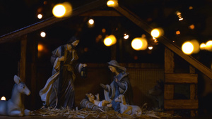 耶稣基督与玛丽和约瑟夫雕像29秒视频
