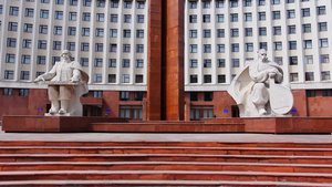 乌克兰伊万诺弗兰科夫斯克地区的纪念碑16秒视频