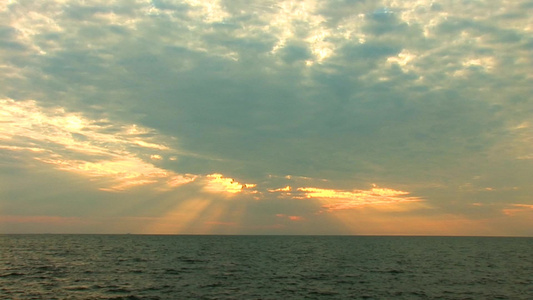 海上日出景色视频