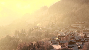 冬天阿尔卑斯山的施维扎小瑞士村30秒视频