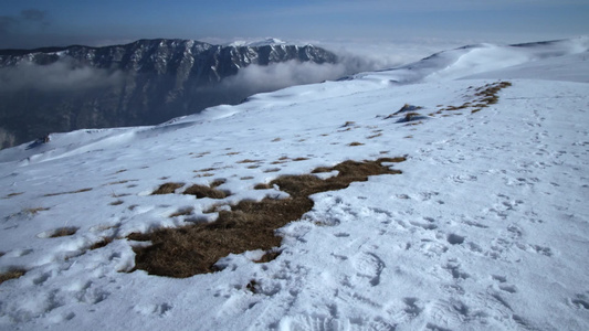 阿尔卑斯山上的雪景视频