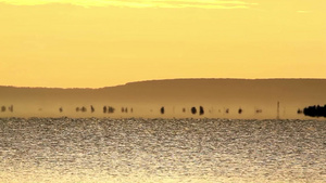 匈牙利巴拉顿湖上美丽的日出22秒视频