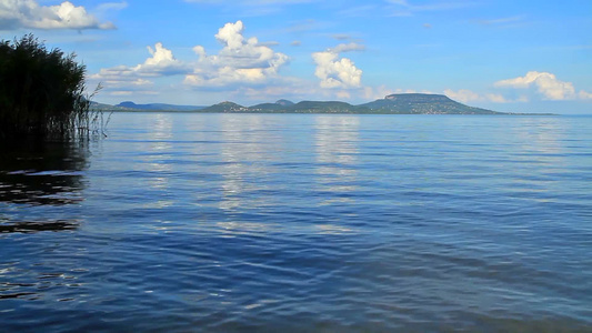 匈牙利巴拉顿湖的景观视频