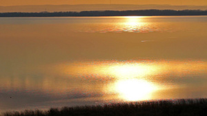 匈牙利巴拉顿湖上美丽的日出22秒视频