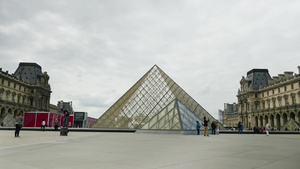 巴黎卢浮宫博物馆7秒视频