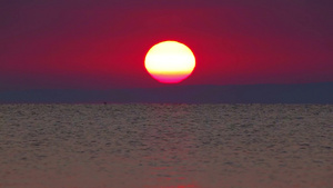 唯美海上落日海岸线风景图28秒视频