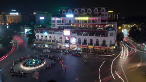 夜间越南河内市中心广场延时拍摄10秒视频